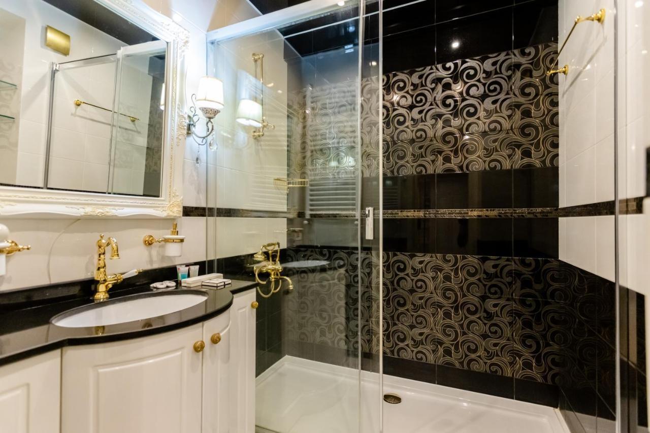 3Bd-2Bth Apartment In Tbilisi City Center Exteriör bild